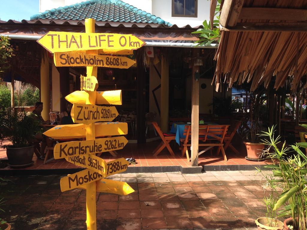 Thai Life Guesthouse Khaolak Khao Lak Extérieur photo